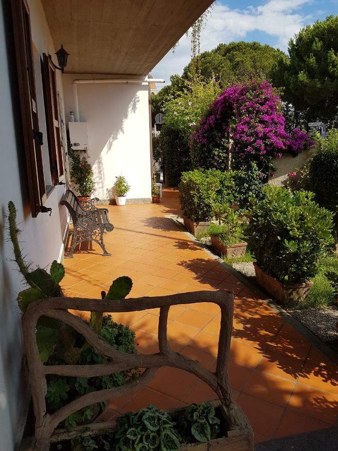 Villa Lory Албиния Экстерьер фото